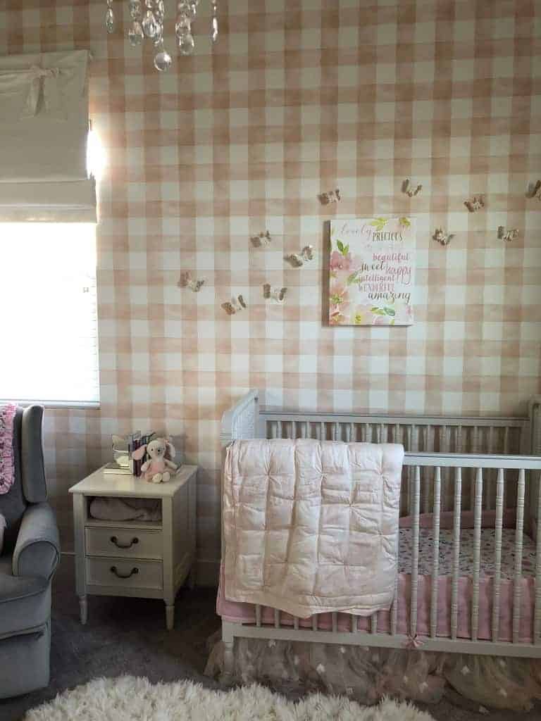 baby-girl-nursery-wall-decor