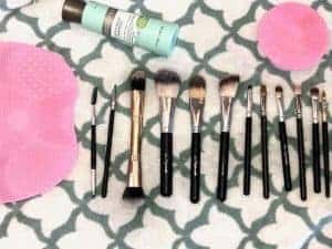 how-to-clean-makeup-brushes