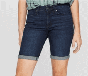 high-waisted-denim-shorts-for-curvy-girls