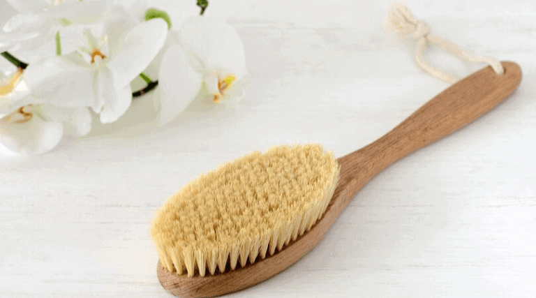 Are You Dry Brushing? You Should Be. Here’s How. - I Spy Fabulous