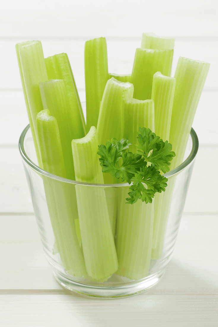 4 Reasons to Drink Celery Juice if You Have an Autoimmune Disease!