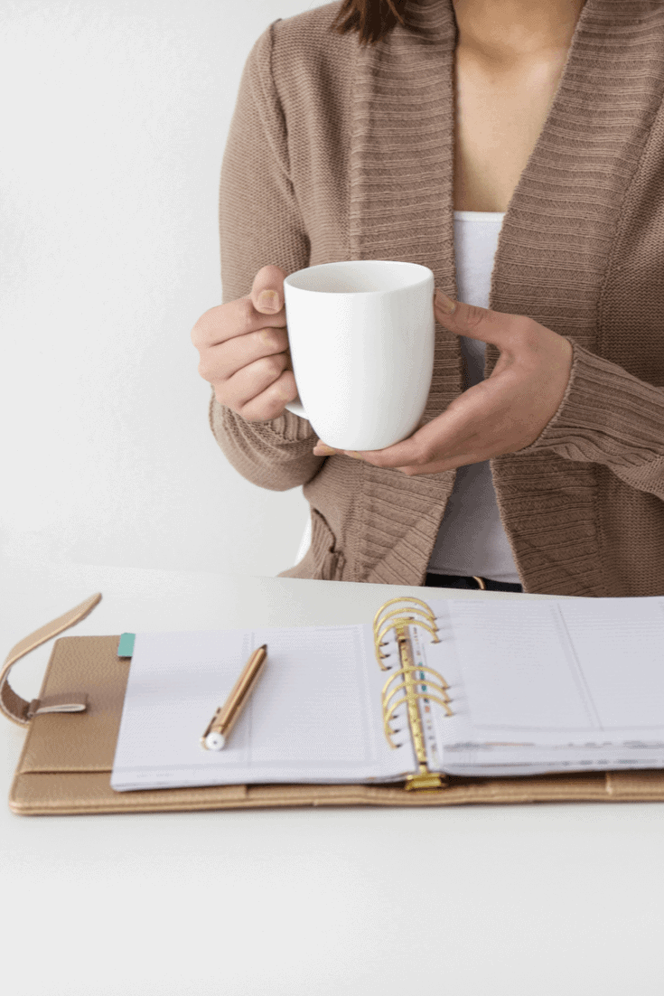 10 Must-Read Tips for Attending a Conference by Yourself!