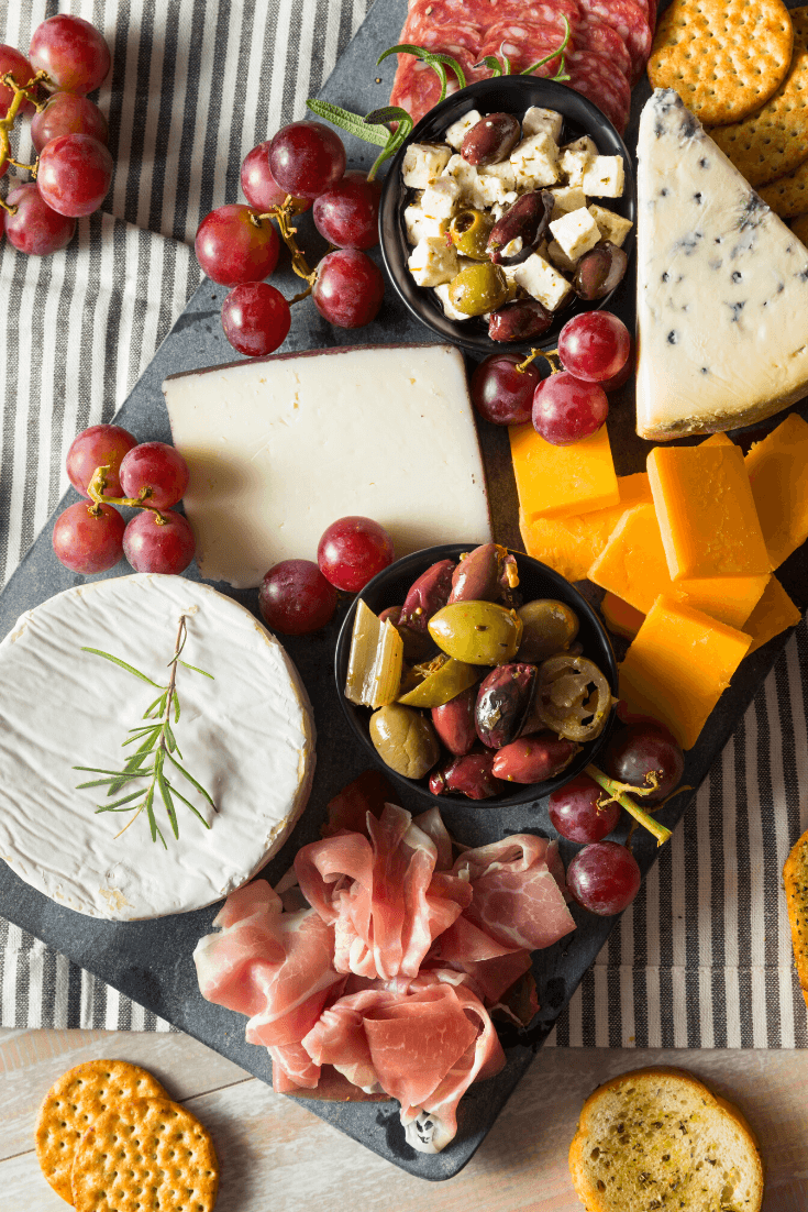 5 Jaw-Dropping Charcuterie Boards You’ll Want At Your Next Party!