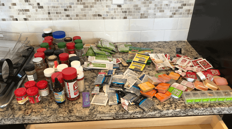 how to organize a kitchen drawer