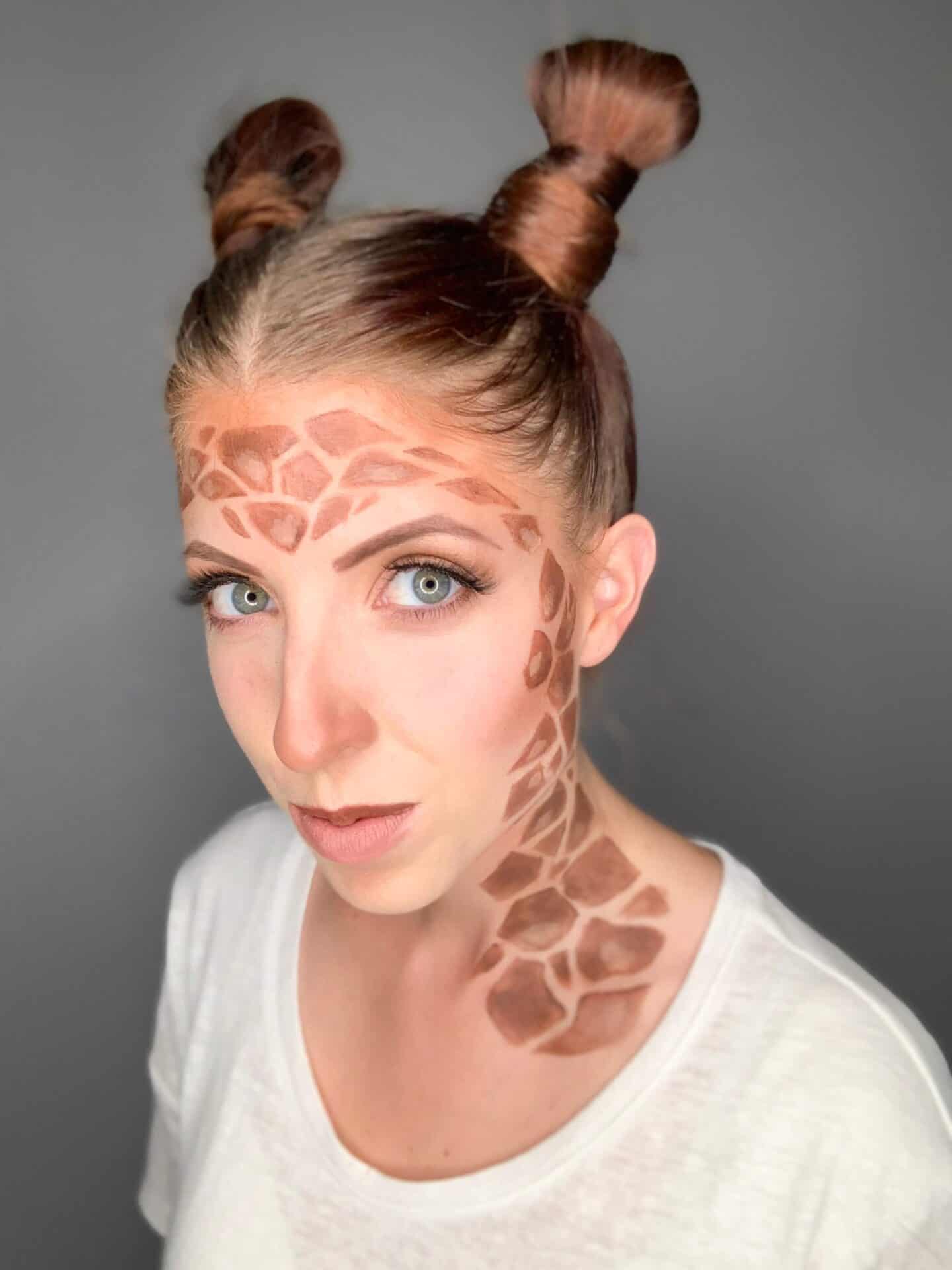 An Easy Giraffe Makeup Tutorial Using