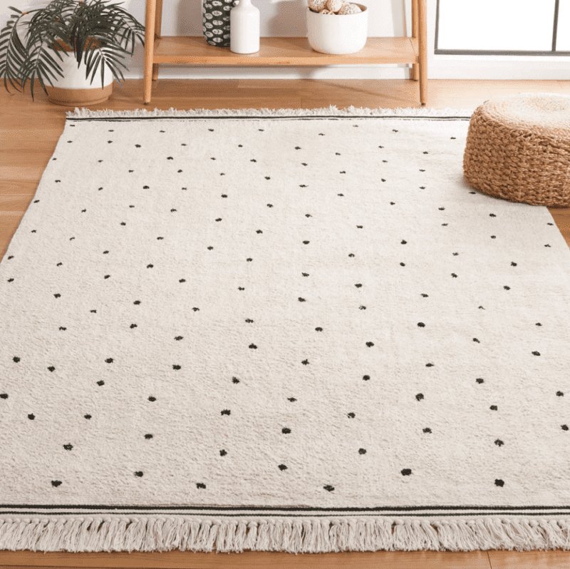 9 Best Black and White Rugs with Geometric Designs