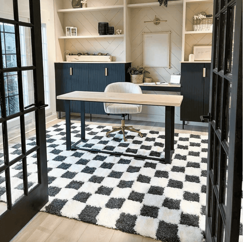 9 Chic Checkered Area Rugs For Cool, Retro Style